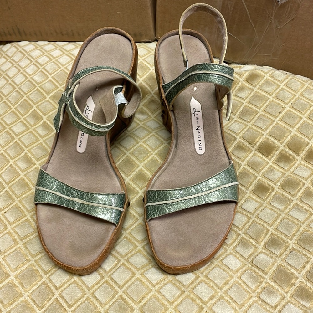 Women’s Lisa, nading wedges